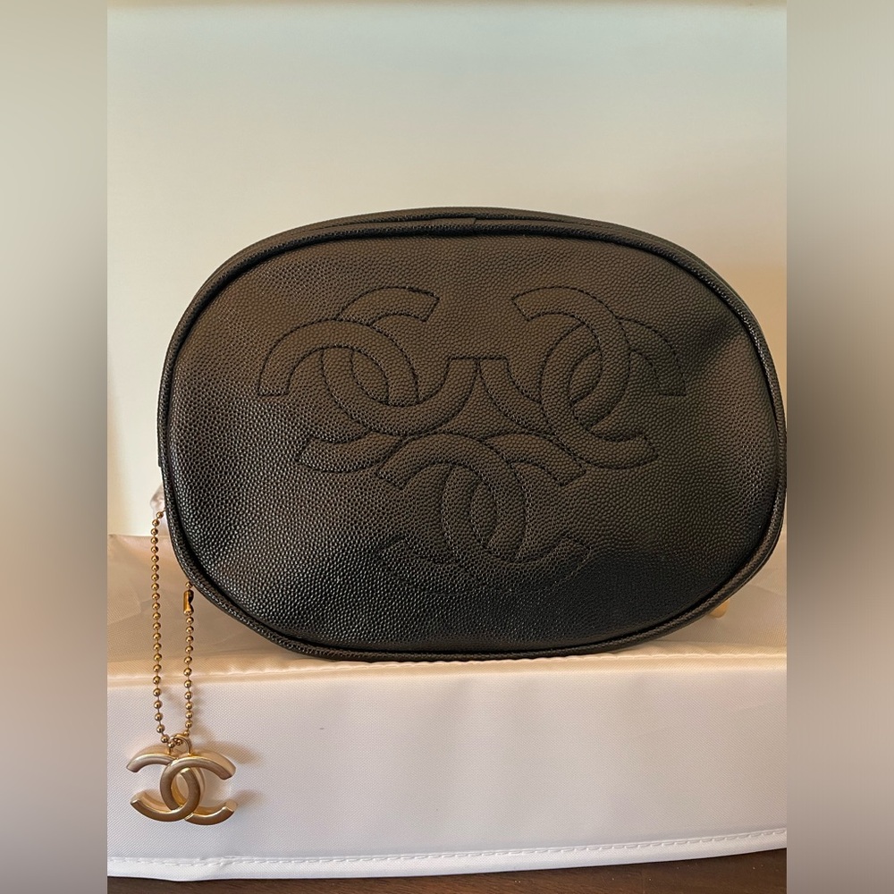 GWP VIP BELT BAG